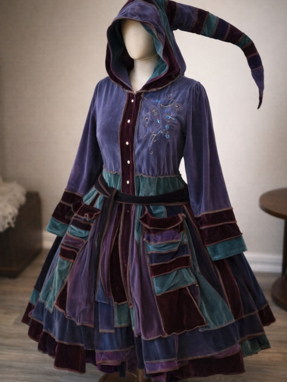 Handmade Vintage A Bazaar